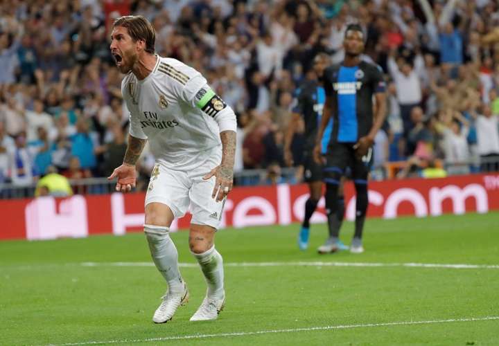  El defensa español y defensa del Real Madrid, Sergio Ramos, celebra su gol. Foto: EFE