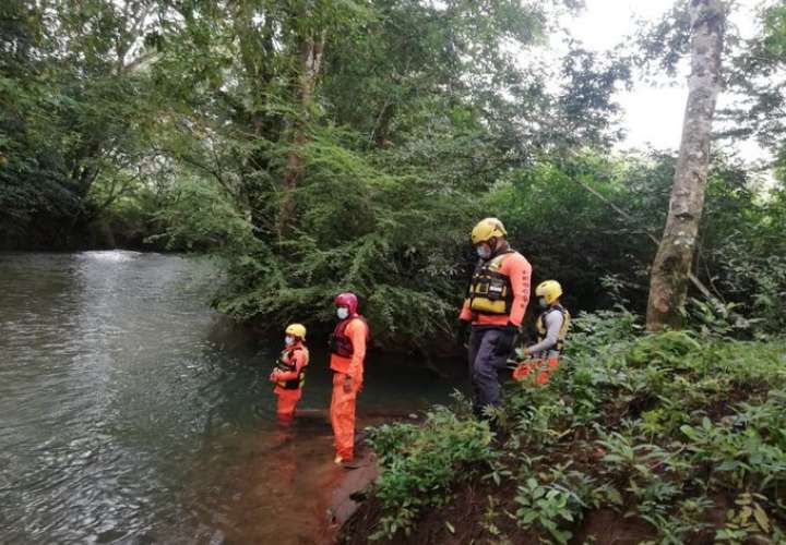 Buscan a mujer de 74 años que cayó al río Chiriquí Viejo