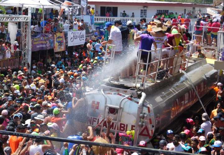 Carnaval de Las Tablas está en peligro, ceden el parque Porras a una extranjera