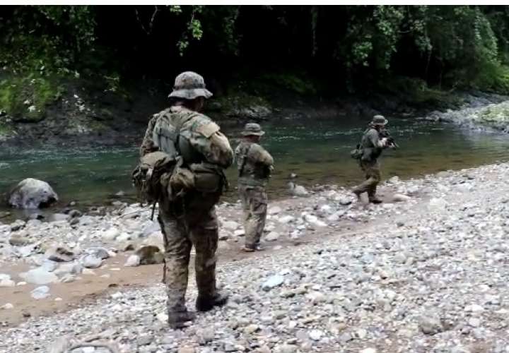Dos colombianos aprehendidos con armas y drogas en zona fronteriza 