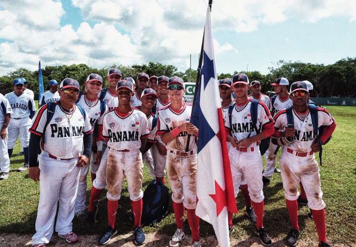 Panamá golpea al 'gigante' Estados Unidos y jugará la gran final del U15