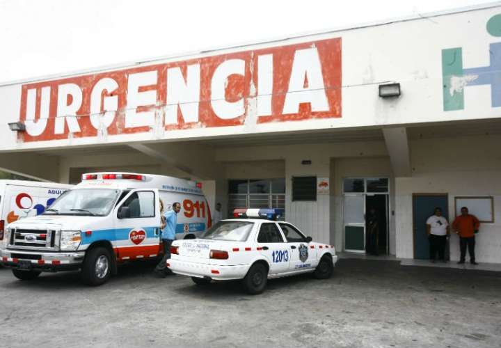 Vista general del acceso al cuarto de urgencias del Hospital San Miguel Arcángel. Archivo