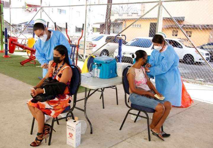 El PAI confirmó que a la fecha ya se han aplicado 7,555,971 dosis de vacunas contra el coronavirus.