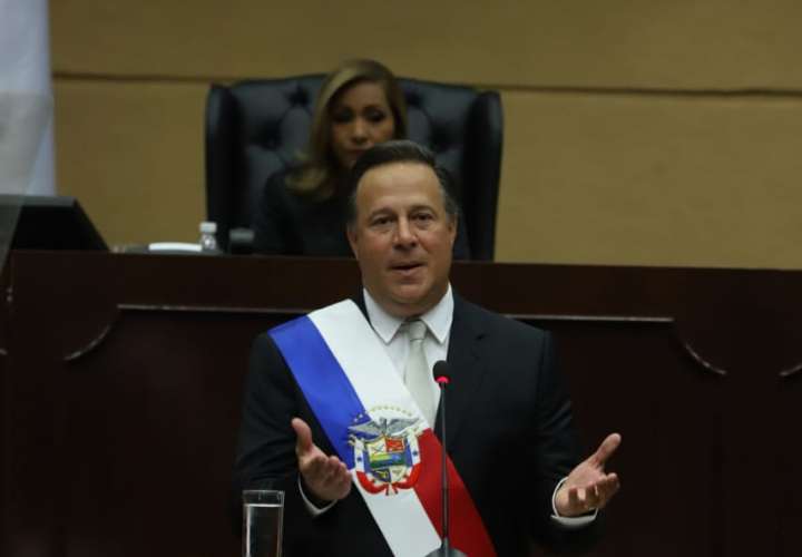 “Liberen a Martinelli”, gritó Camacho durante discurso de Varela