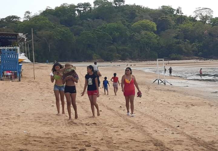 Minsa: Tratan de ingresar licor en envases de sodas en las playas
