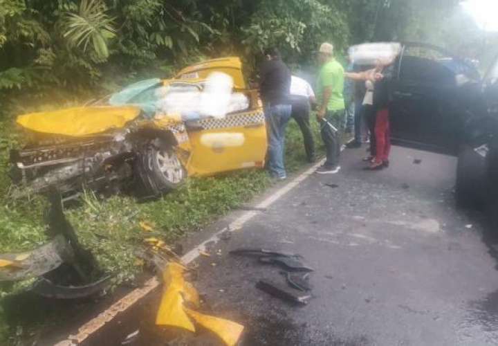 3 muertos deja colisión frontal en la carretera Forestal [Video]