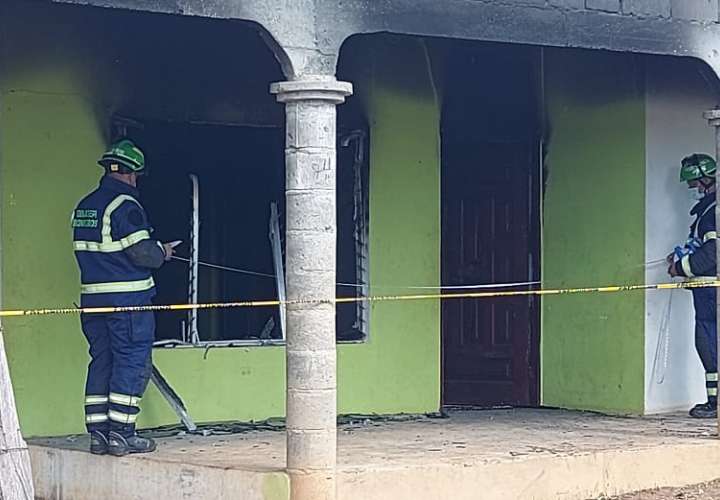 Hombre de 69 años muere calcinado en incendio de vivienda 
