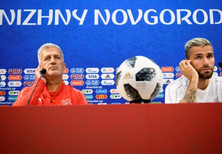 Pétkovic: &quot;Lo que ha pasado, pasado está: hay que centrarse en el fútbol&quot;. Foto EFE