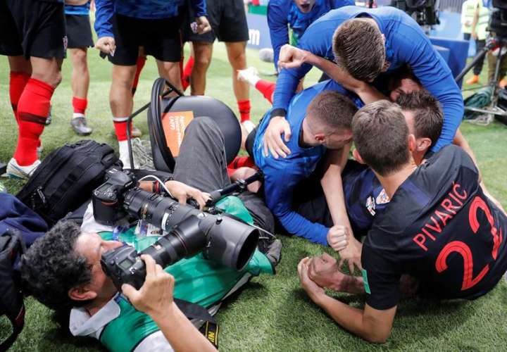 Yuri Cortez, fotógrafo que se hizo viral al ser arrollado por jugadores croatas