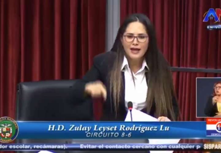 Zulay fustiga a superintendente de Bancos por no asistir a la Asamblea 