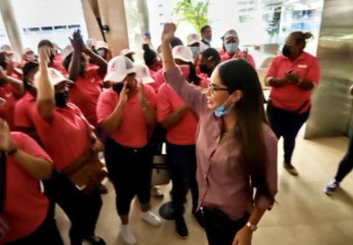 Arelys González electa presidenta de Frente Femenino del PRD