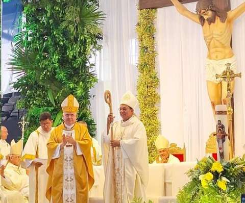 Mons. Luis Enrique Saldaña Guerra, quien se convierte en el nuevo Obispo de la Diócesis de David.