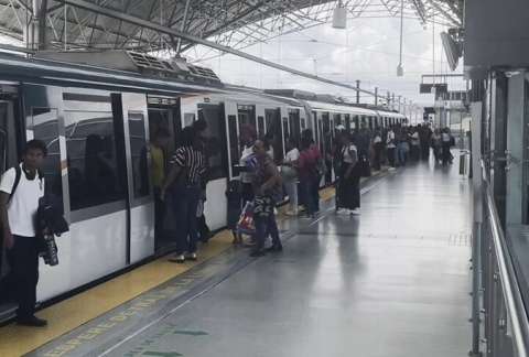 El Metro de Panamá es una pieza fundamental en la movilidad urbana del país, transportando diariamente entre 240 mil y 280 mil usuarios.