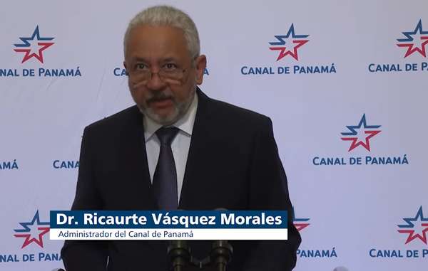 Dr. Ricaurte Vasquez Morales, administrador del Canal de Panamá.