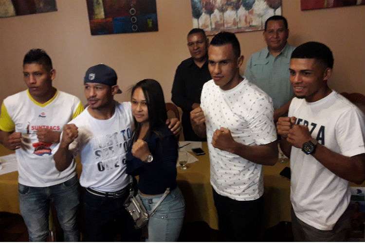 Algunos de los boxeadores que forman parte de la cartilla &quot;Boxeo de Clase Mundial&quot;, la cual se realizará en Boquete, Chiriquí. Foto: Mayra Madrid