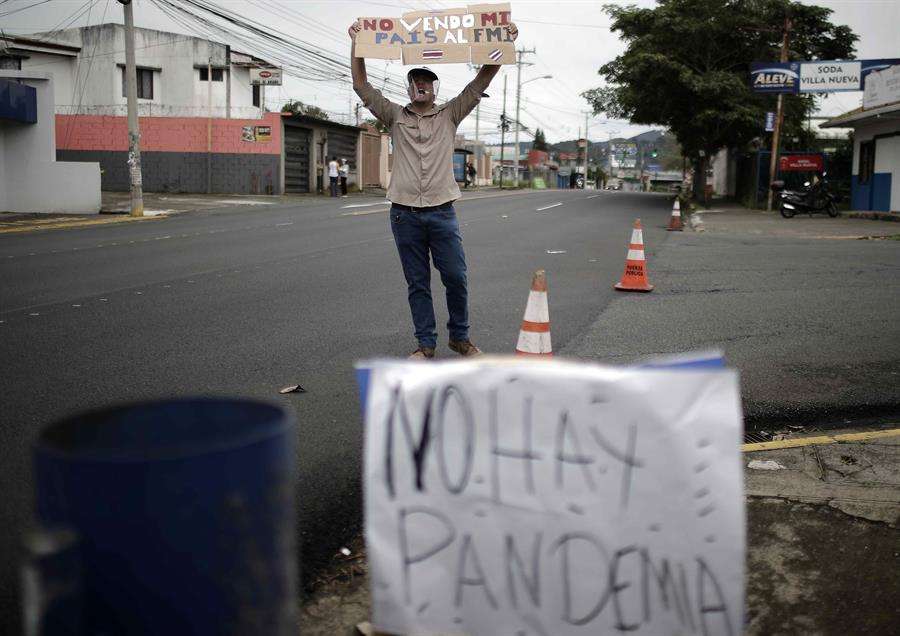 Las protestas comenzaron el pasado 30 de septiembre en rechazo a un posible acuerdo del Gobierno de Costa Rica con el FMI. Foto: EFE