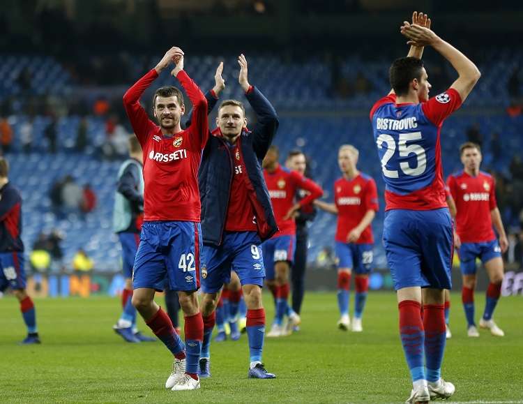 Jugadores CSKA celebran el triunfo a domicilio en Madrid./ Foto AP
