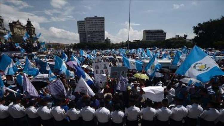 Denuncian represión por parte de la Policía en las protestas campesinas en Guatemala. Foto: Periódico Digital