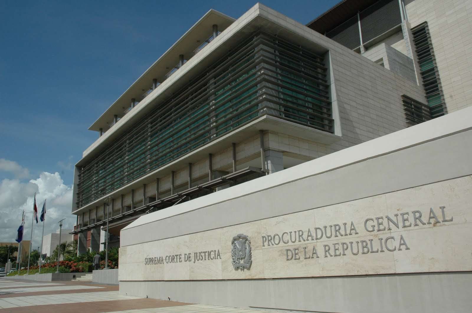 Edificio que aloja la Suprema Corte de Justicia (SCJ) y la Procuraduría General de la República Dominicana.