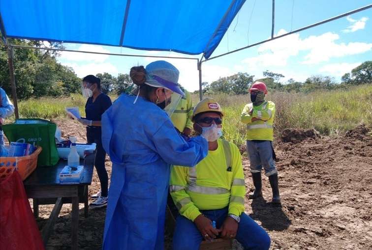 Minsa realizó pruebas rápidas de COVID19, en un proyecto de construcción.