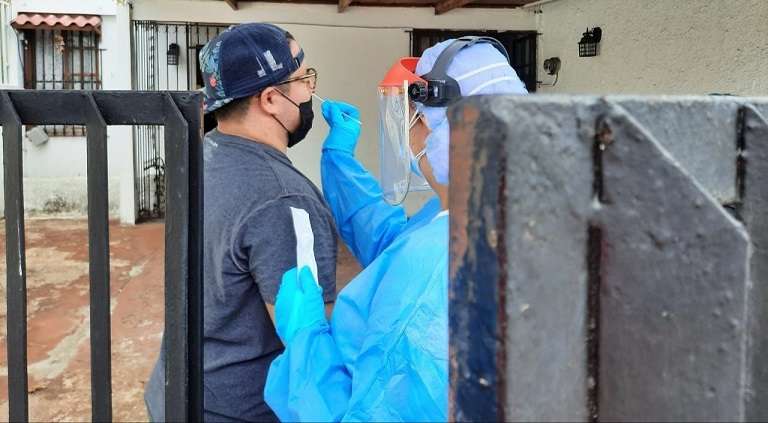 El Minsa realizó barrido de hisopados en el distrito de Antón, en Coclé.