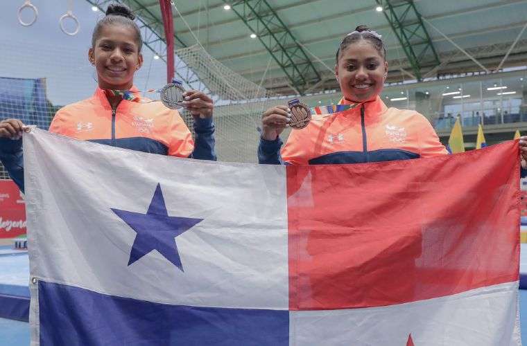 Navas (izq.) y Heron volvieron a ganar medallas en la gimnasia de los Bolivarianos. Foto: COP