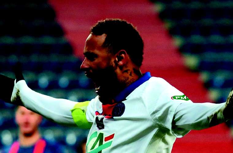 Neymar Jr. no ha llenado las expectativas con el club parisino. /Foto: EFE