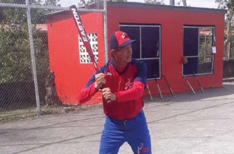 La liga de softbol se jugará en el complejo deportivo de Los Almendros. Foto: Archivo