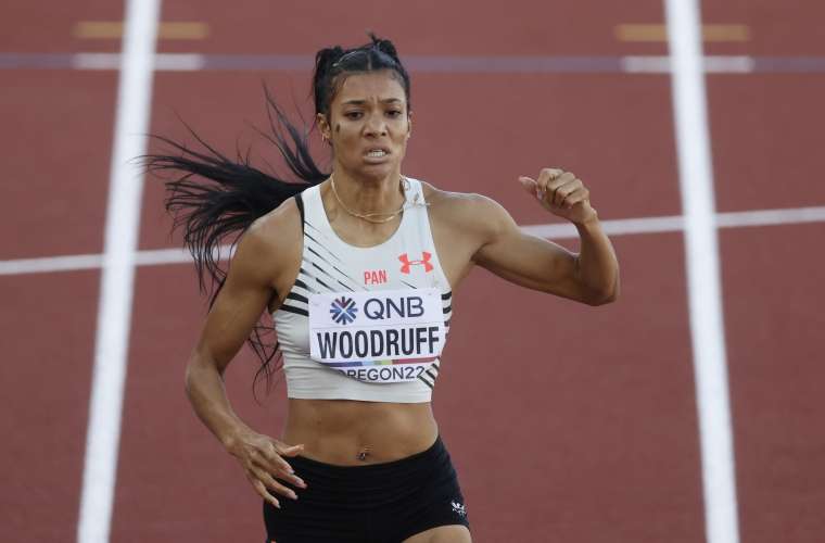Gianna Woodruff estuvo en la final en los Juegos Olímpicos de Tokio y hoy estará en la disputa de medallas en el Mundial de Atletismo.