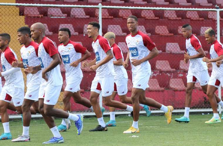 Entrenamiento de los jugadores convocados para el segundo microciclo de la Selección Mayor de Fútbol de Panamá. Foto: Fepafut