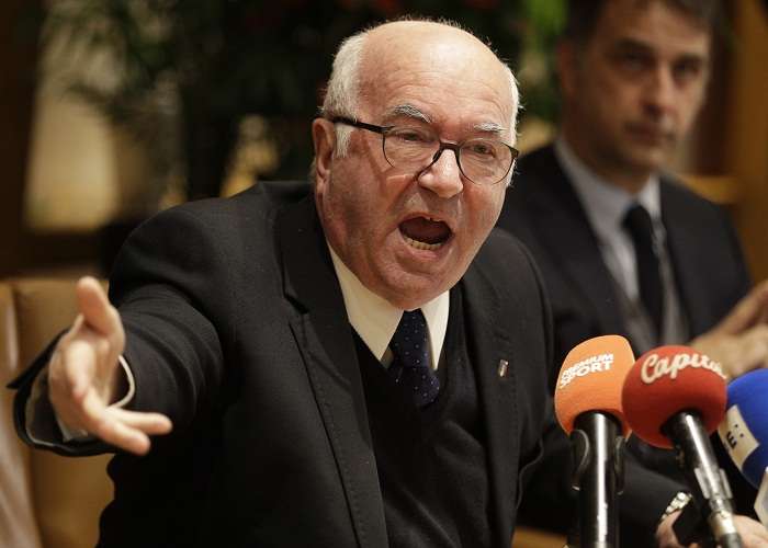 Carlo Tavecchio dijo que no renunció por fines políticos. Foto: AP