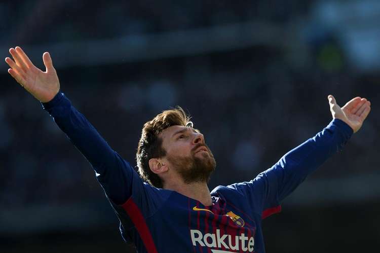 Messi celebra su gol ante el Real Madrid en el estadio Santiago Bernabeu. Foto: EFE