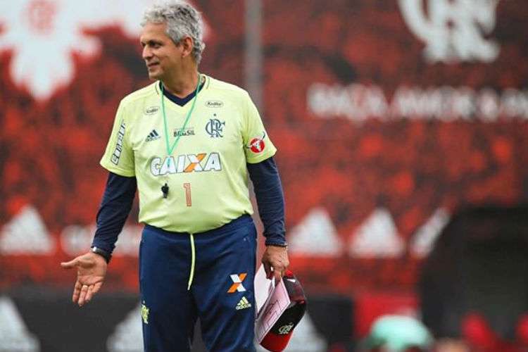 El colombiano Reinaldo Rueda tendrá otra experiencia como técnico de una selección nacional.