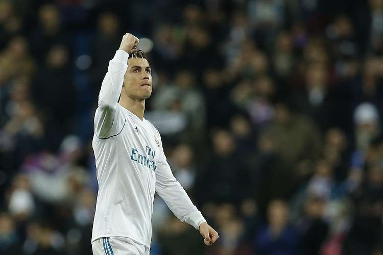 Cristiano Ronaldo celebra el triunfo ante el Paris Saint Germain. Foto: AP