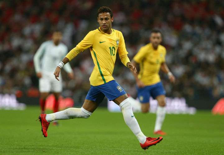 Neymar, la principal figura de Brasil, no estará en el partido de vuelta entre el Real Madrid y el PSG, válido por la Liga de Campeones. Foto AP