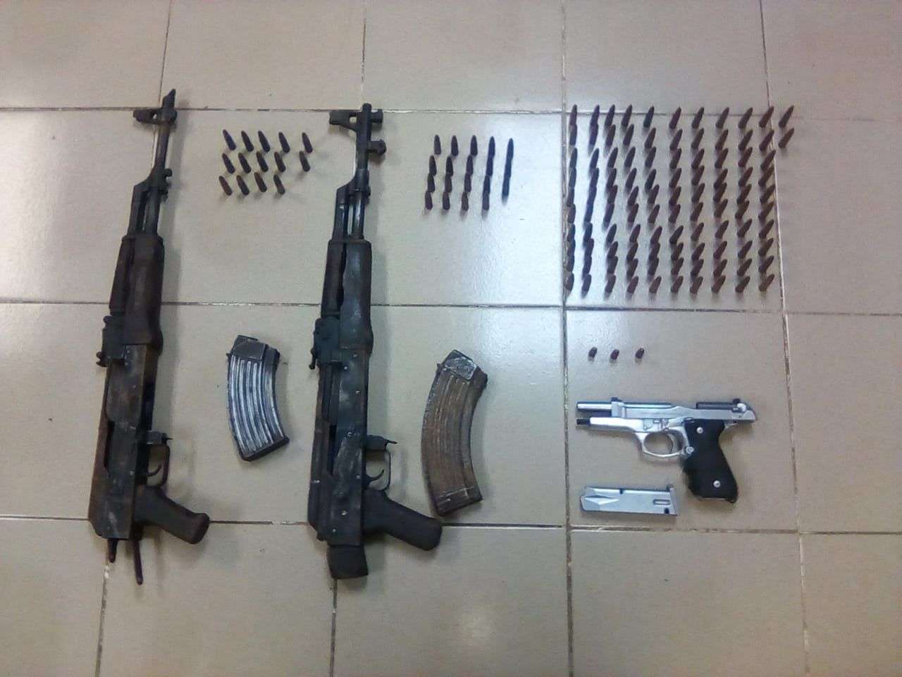 Armas abandonadas por mochileros. Foto/Senafront
