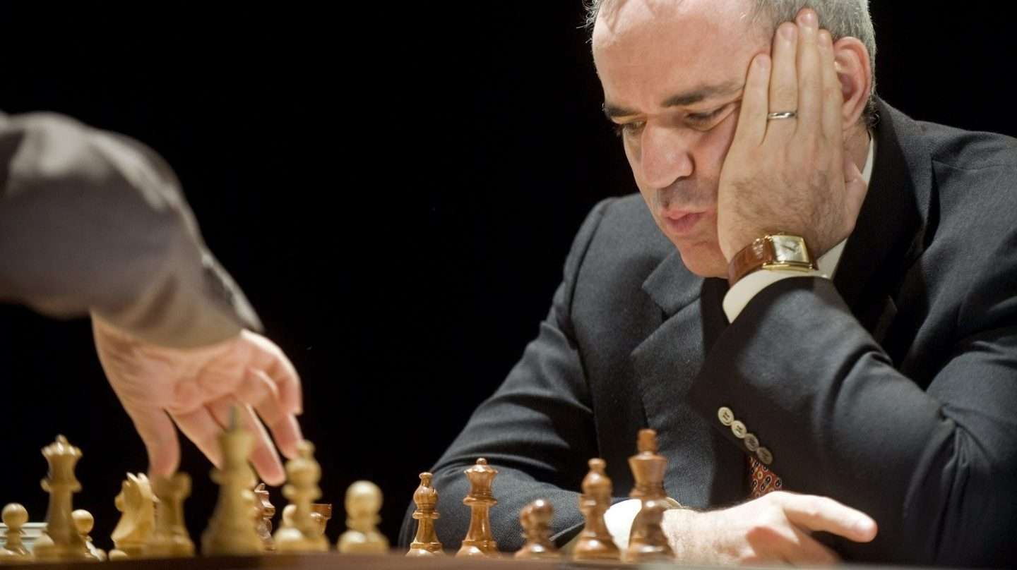 Gary Kasparov, en una partida./ EFE