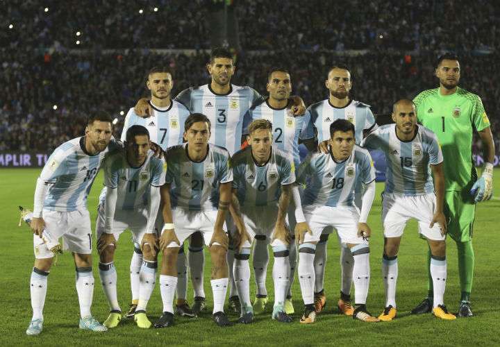 La selección de Argentina está entre las favoritas del Mundial de Rusia 2018. Foto AP