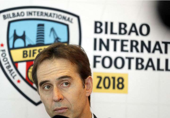 El seleccionador de España Julen Lopetegui, durante el I Bilbao International Football Summit (BIFS&#039;18). Foto EFE