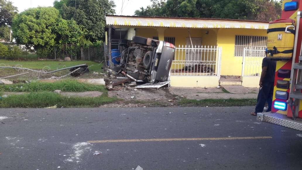 El accidente ocasionó daños materiales 