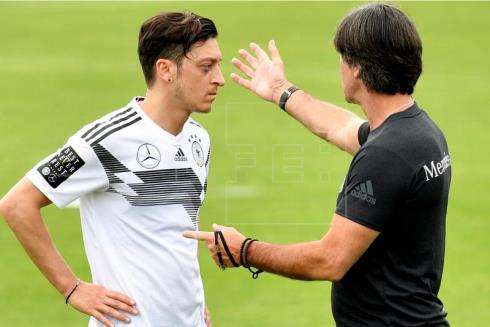 El jugador de Alemania  Mesut Özil. Foto: EFE