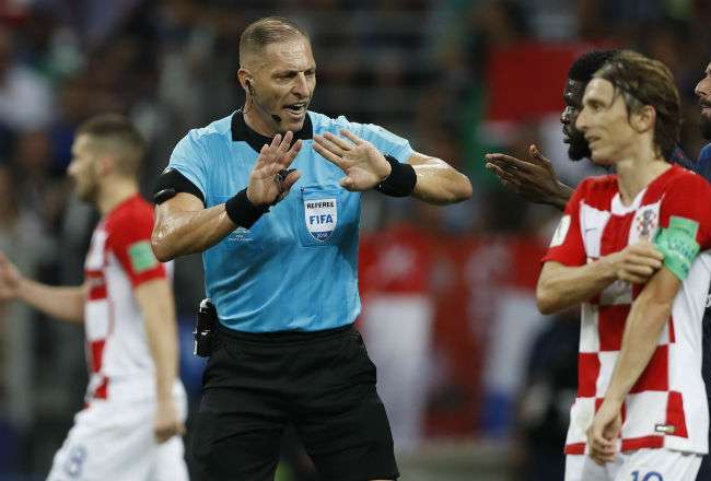 El árbitro argentino Nestor Pitana. Foto: AP