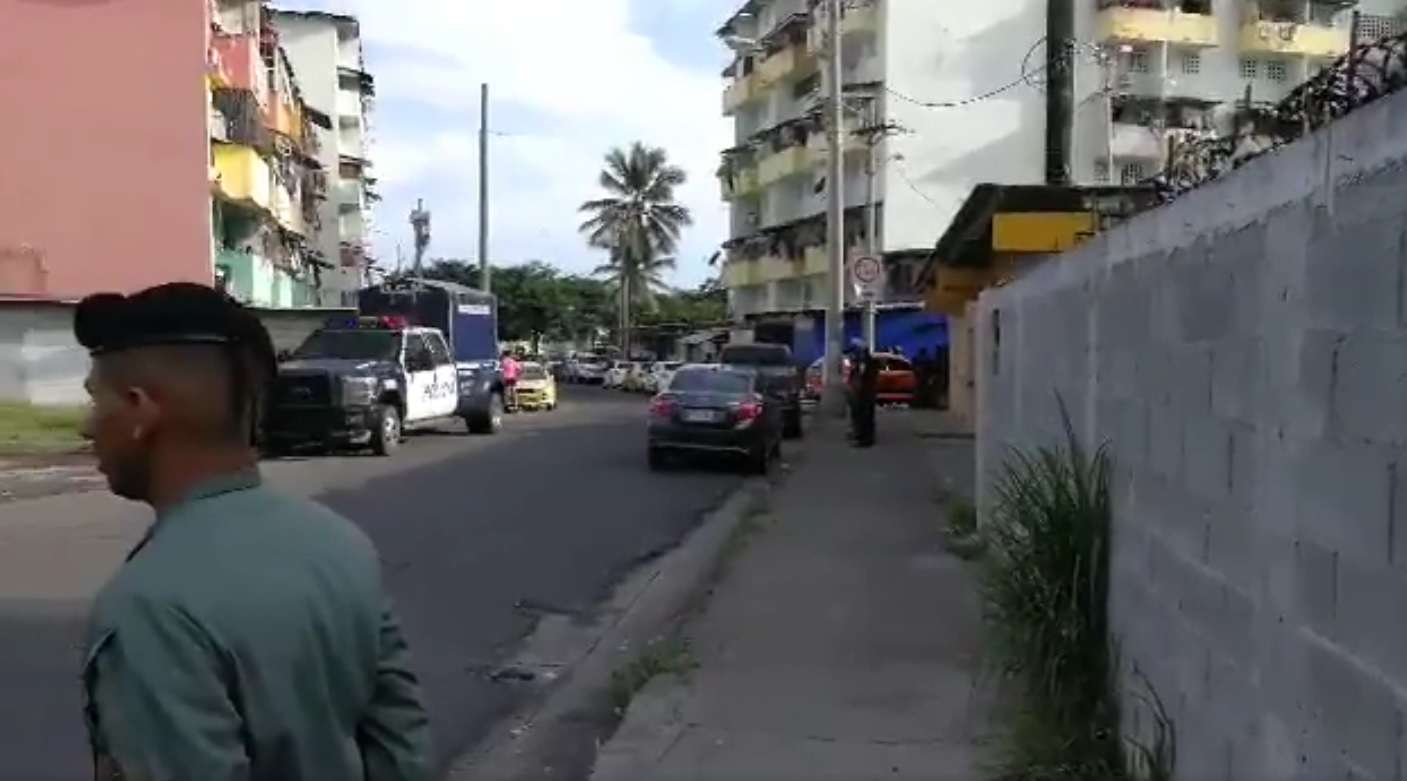 Unidades de la Policía Nacional en el Chorillo. Captura de vídeo de: @tvnnoticias