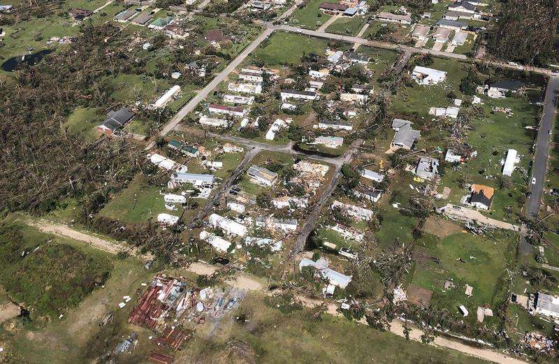 Registro aéreo de los destrozos causados por el paso del huracán Michael por la localidad de México Beach (Florida, EE.UU.). EFEJames E. Wyatt  Customs And Border Protection