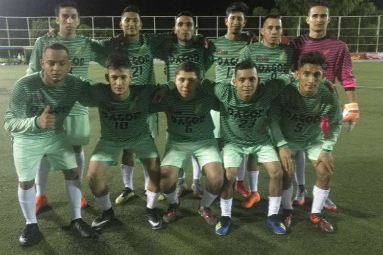 El onceno de Da God FC, de Chiriquí, clasificó a la fase de octavos de final de la Copa. Foto: Fepafut