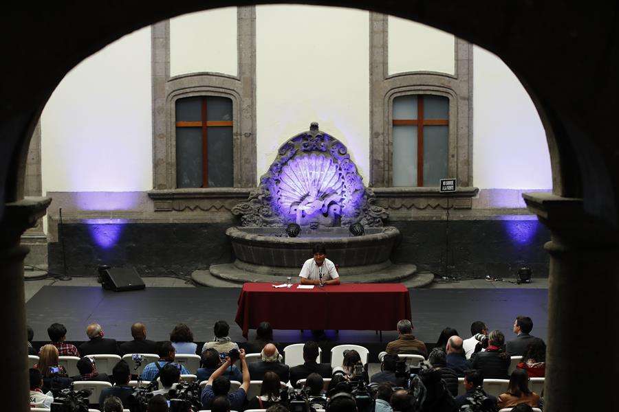 El expresidente de Bolivia Evo Morales ofrece una rueda de prensa este miércoles en Ciudad de México (México). EFE