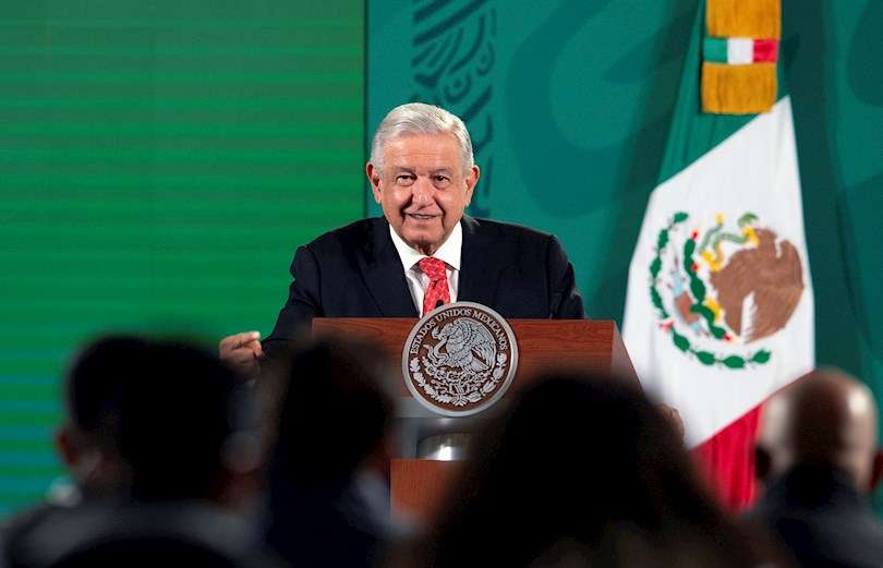 Mandatario mexicano, Andrés Manuel López Obrador, durante su conferencia matutina en Palacio Nacional en la Ciudad de México(México). EFE