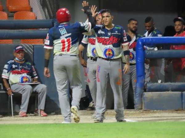 Panamá Metro buscará el viernes otro triunfo que le permita ir de nuevo a otra Final del Campeonato Nacional de Béisbol Mayor. Foto: Fedebeis