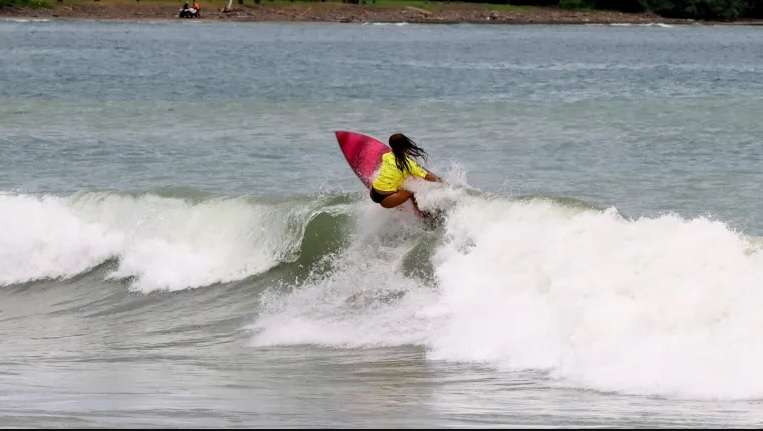 El torneo se realiza en Playa, Venao, Pedasí, provincia de Los Santos. Foto: sociación Pan Americana de Surfing: 