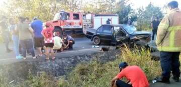 Hecho de tránsito en Natá, Coclé, con saldo de 2 víctimas. (Foto: Bomberos)